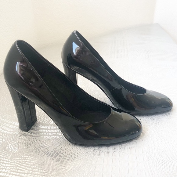 Vis a Vie Women’s Patent Leather Heel - Picture 7 of 8